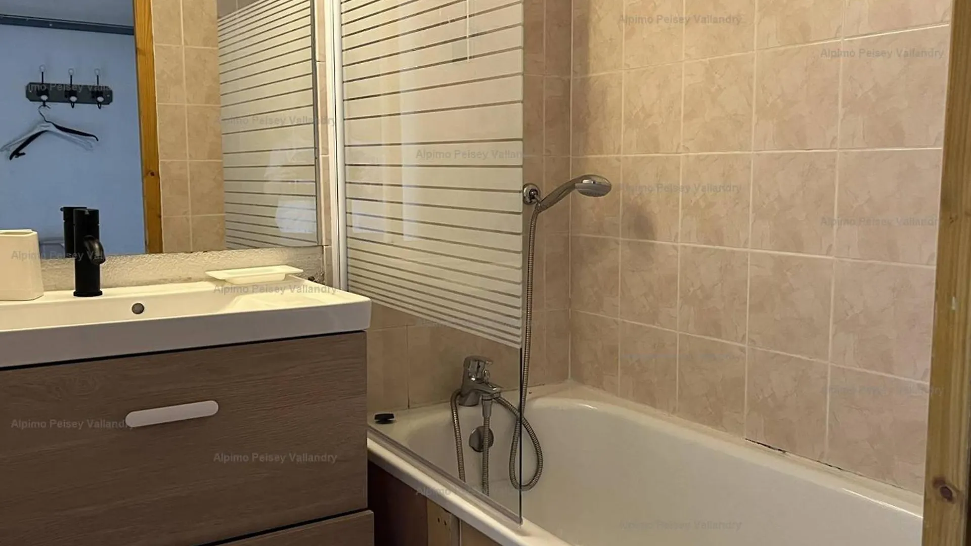 Landry Appartement Duplex 45M², 3 Pieces, 8 Pers, Balcon, Pres Des Pistes, Animaux Admis - Fr-1-757-117 צרפת